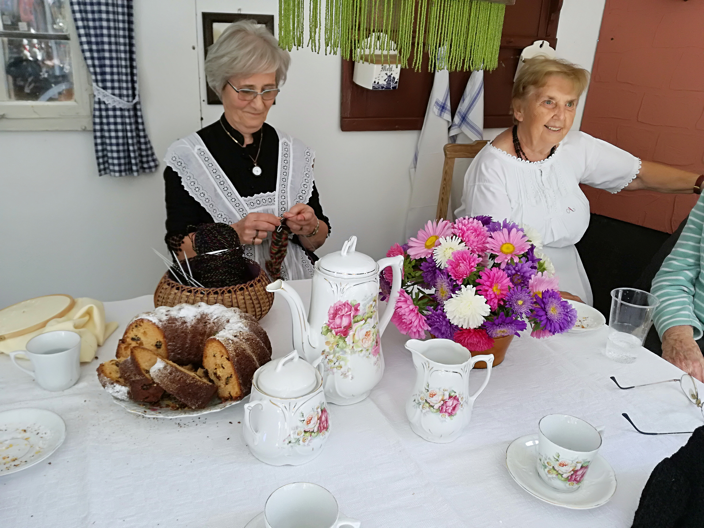 Hier wird fleißig gestrickt